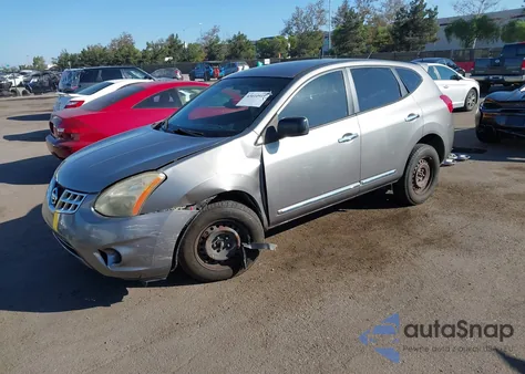 2013 Nissan Rogue S z USA, uszkodzony, nr VIN JN8AS5MV9DW133199